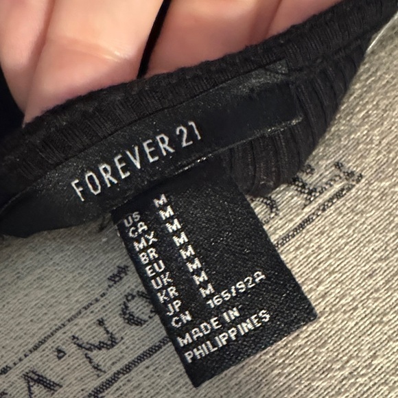 Forever 21 Black Strappy Bodysuit Ribbed Adjustable Straps Snap Bottom Closure M - Picture 5 of 8